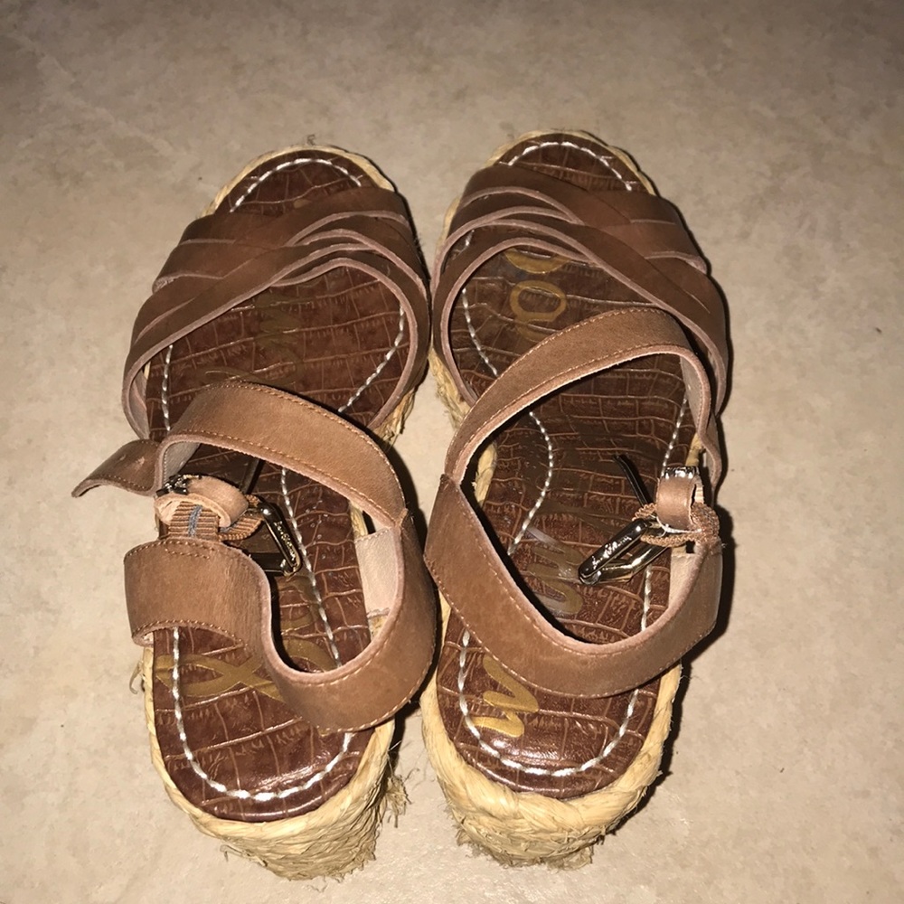 Women’s wedge heel platform
